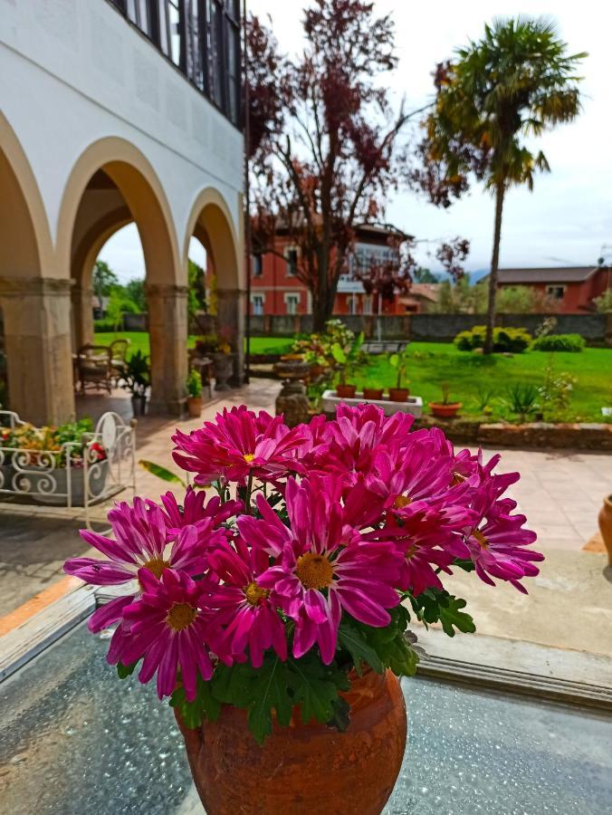 La Venta De Miyares - Casa De Indianos Hotel Pilona Luaran gambar