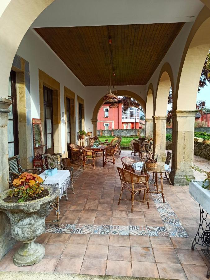 La Venta De Miyares - Casa De Indianos Hotel Pilona Luaran gambar